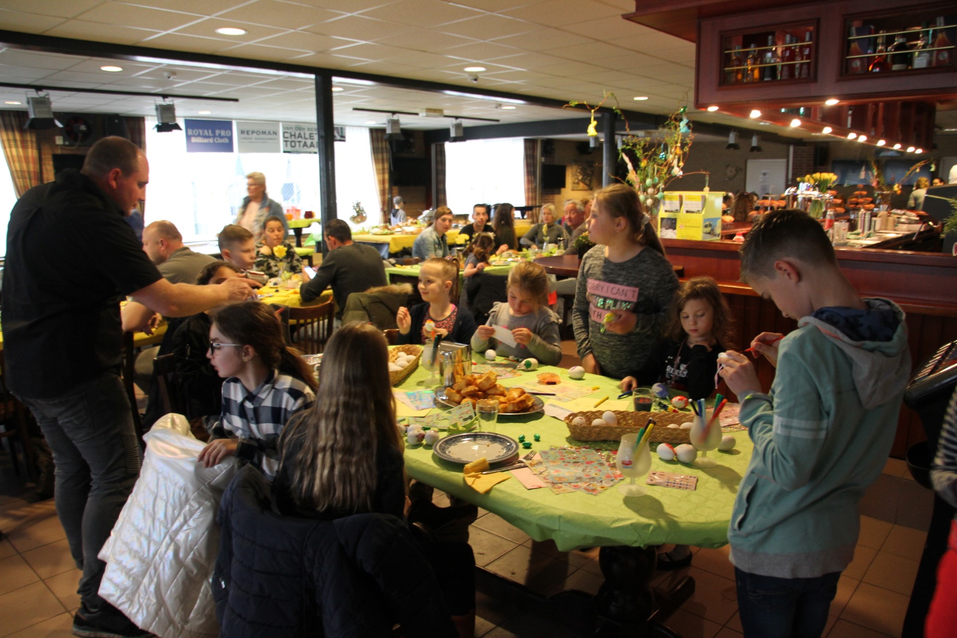 Lunchen in de kantine - Camping de Eekhoorn